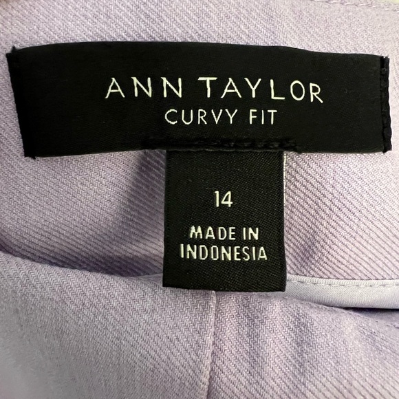 Ann Taylor The High Rise Ankle Pant in Bi-Stretch - Curvy Fit
Sz 14 Soft Violet - Picture 5 of 7